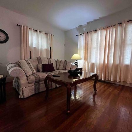 אינדיאנפוליס Comfortable 2-Bdrm Spacious Home With Wifi & Patio מראה חיצוני תמונה