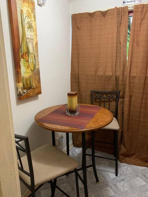 אינדיאנפוליס Comfortable 2-Bdrm Spacious Home With Wifi & Patio מראה חיצוני תמונה